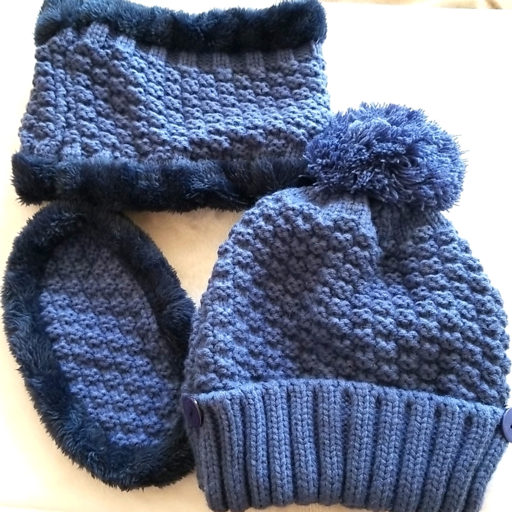 Woman's Hat Set NWOT